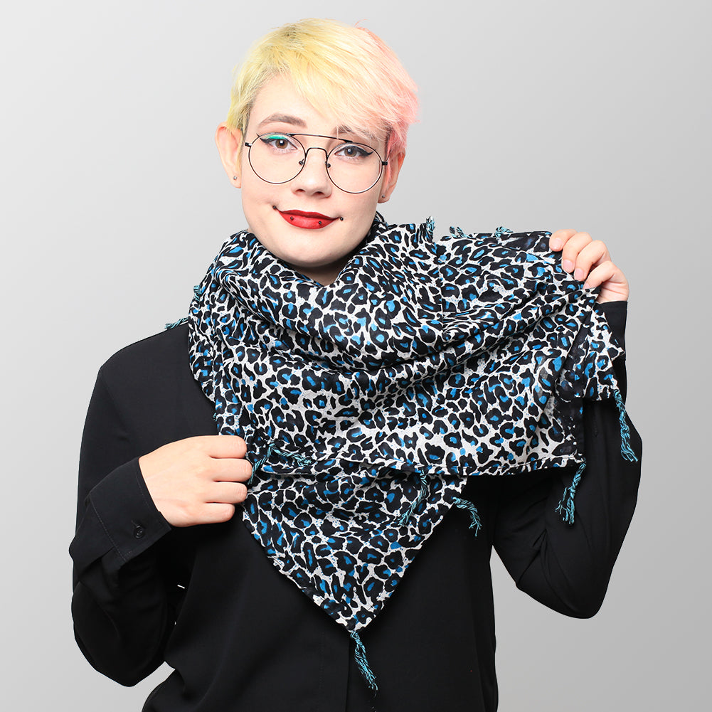 Baumwolltuch im Leoparden Design mit Fransen