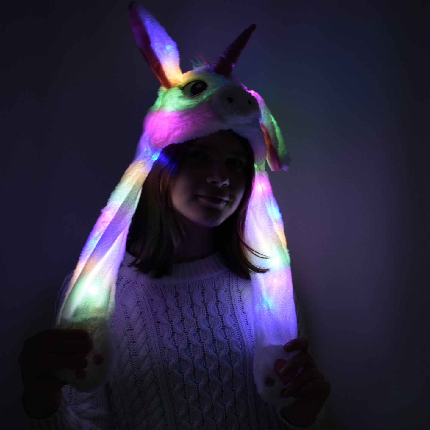 Weiße Einhorn Wackelohrrmütze mit LED´s