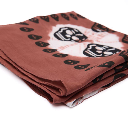 Baumwolltuch mit Batik Totenkopf Muster in Braun